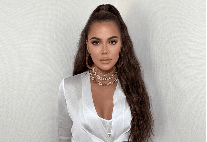 Khloé Kardashian explota contra el internet al filtrarse una fotografía de ella sin editar