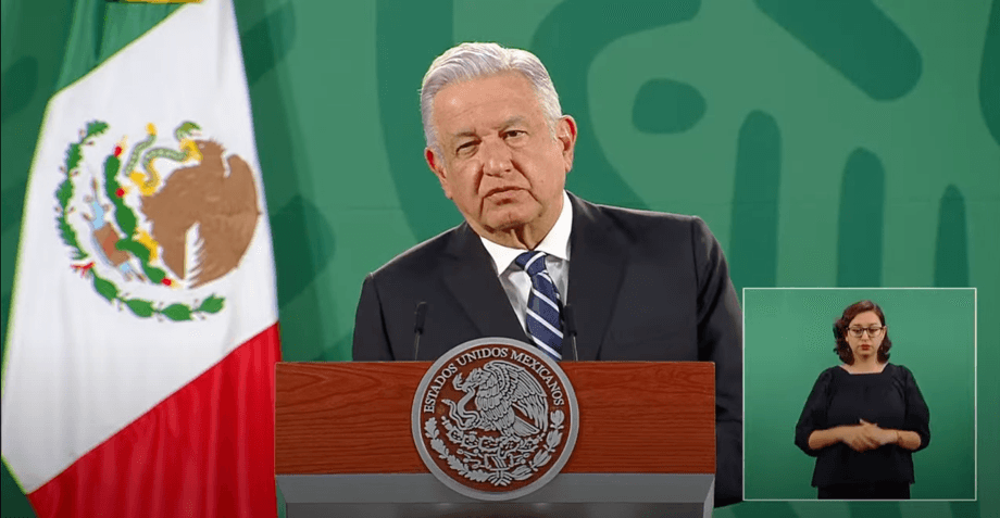 A pesar de no querer “show”, AMLO se vacunará en Palacio Nacional