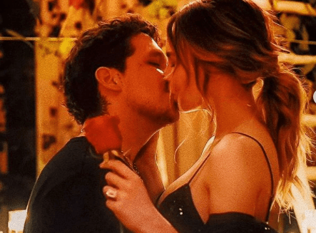 OMG: Belinda y Nodal se comprometen