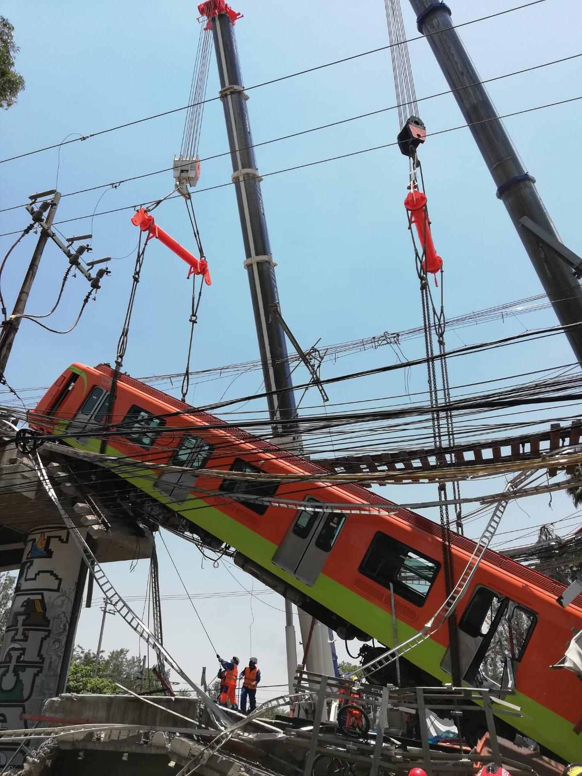 Retiran los dos vagones de la Línea 12 del metro