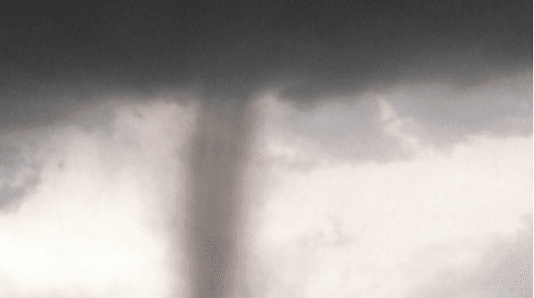 Video: Tornado y granizada registran en Tlaxcala