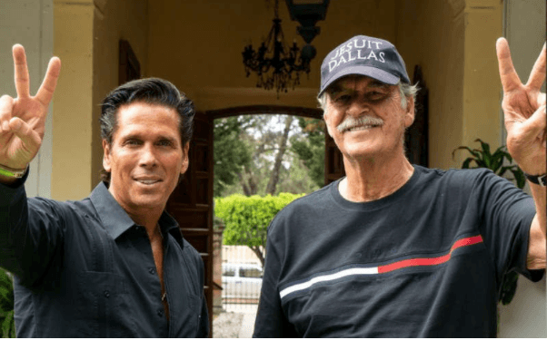 Roberto Palazuelos y Vicente Fox anuncian su empresa de productos derivados de la marihuana