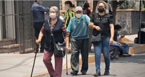 AMLO anuncia aumento en la pensión de los adultos mayores