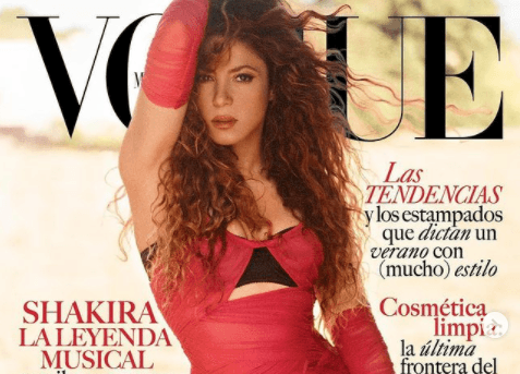 ¡Fabulosa! Shakira protagoniza por primera vez portada de Vogue México