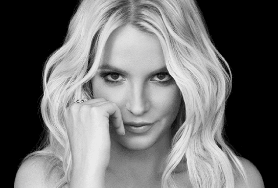 En “The Woman in me” Britney confirma que desde los 14 años comenzó su vida sexual
