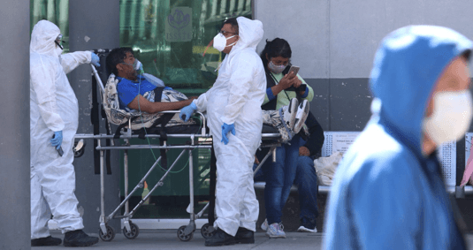 Covid a la baja: 6 días con menos muertes. ¿Habrá terminado la tercera ola?