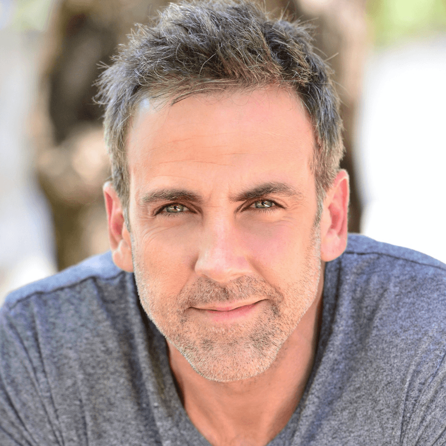 ¿Se va Diego Boneta? Carlos Ponce podría interpretar a Luis Miguel en la tercera temporada de la serie biográfica del Sol