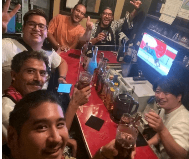 Influencers de La Ruta de la Garnacha violan protocolos en tokio 2020 y no pueden regresar a México