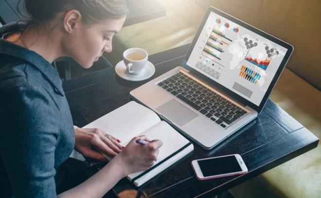 Looks para el home office y escuela en casa