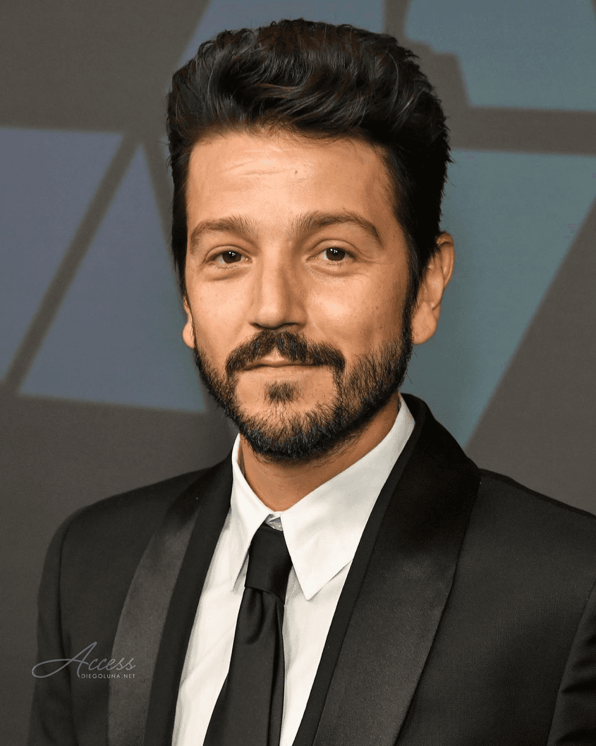Diego Luna está a favor del lenguaje inclusivo: el actor lo ha incluido en su vida cotidiana