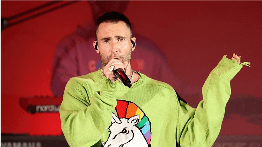 Adam Levine explica que lo llevó a rechazar a una fan en pleno concierto