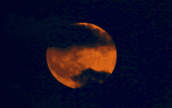 Llegará la Luna de Sangre este mes, ¡checa el día!
