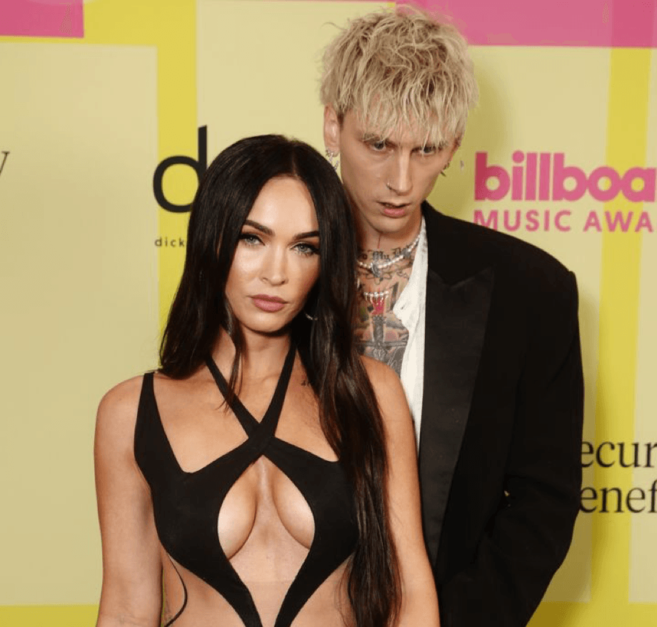 ¡WOW! Captan a Megan Fox y Machine Gun Kelly en las playas de Tulum