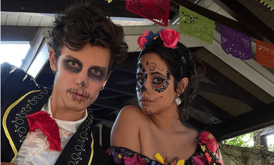 Camila Cabello y Shawn Mendes celebran Día de Muertos con un pequeño baile en Instagram
