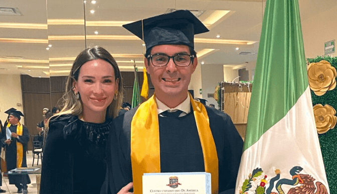 ¡Lo logré, soy abogado! Ernesto D’Alessio comparte que se graduó a los 44 años