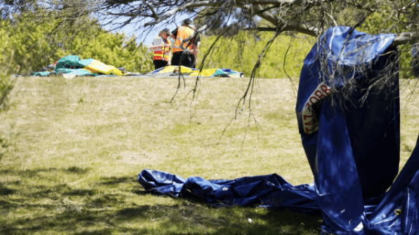 5 niños fallecieron luego de que una racha de viento elevara castillo inflable