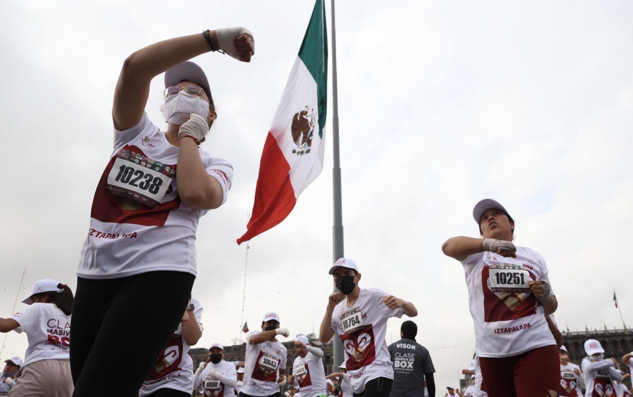 Claudia Sheinbaum anunció clase masiva de box en el Zócalo
