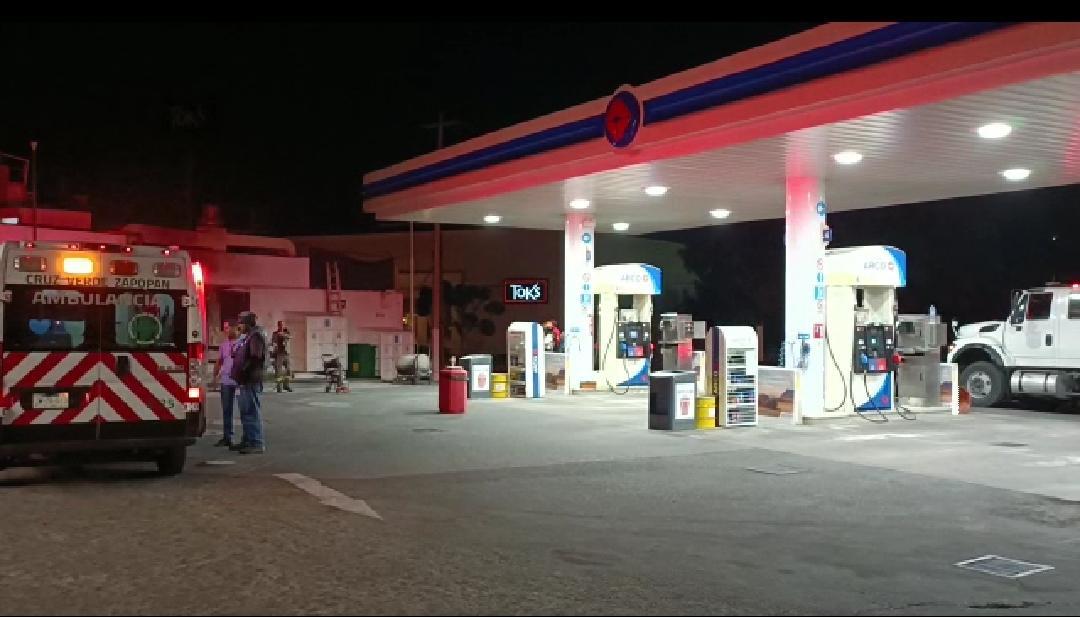 Inspección de Profeco a gasolinera termina en flamazo en Zapopan