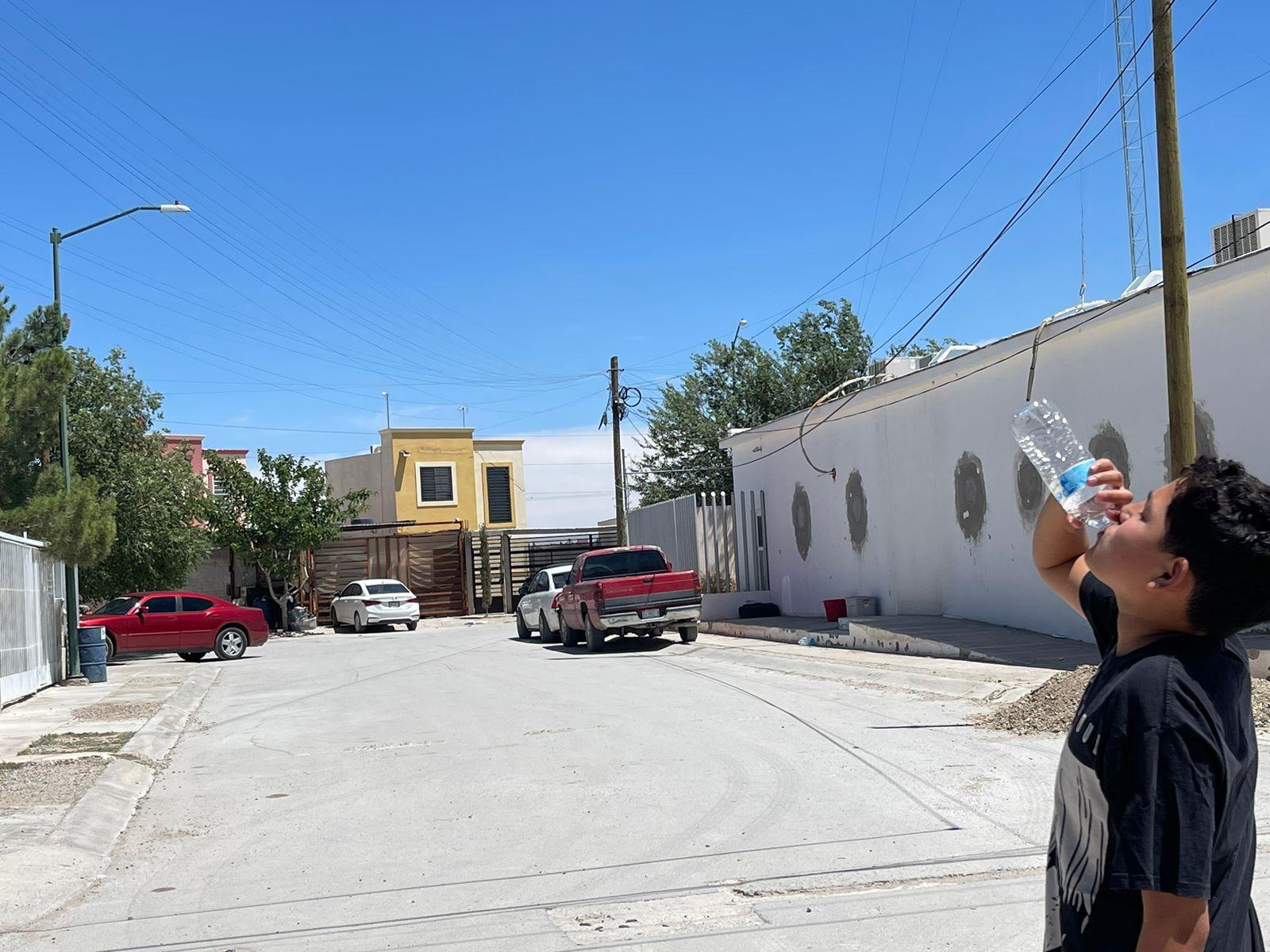Autoridades de Ciudad Juárez piden no exponerse a altas temperaturas y evitar golpe de calor