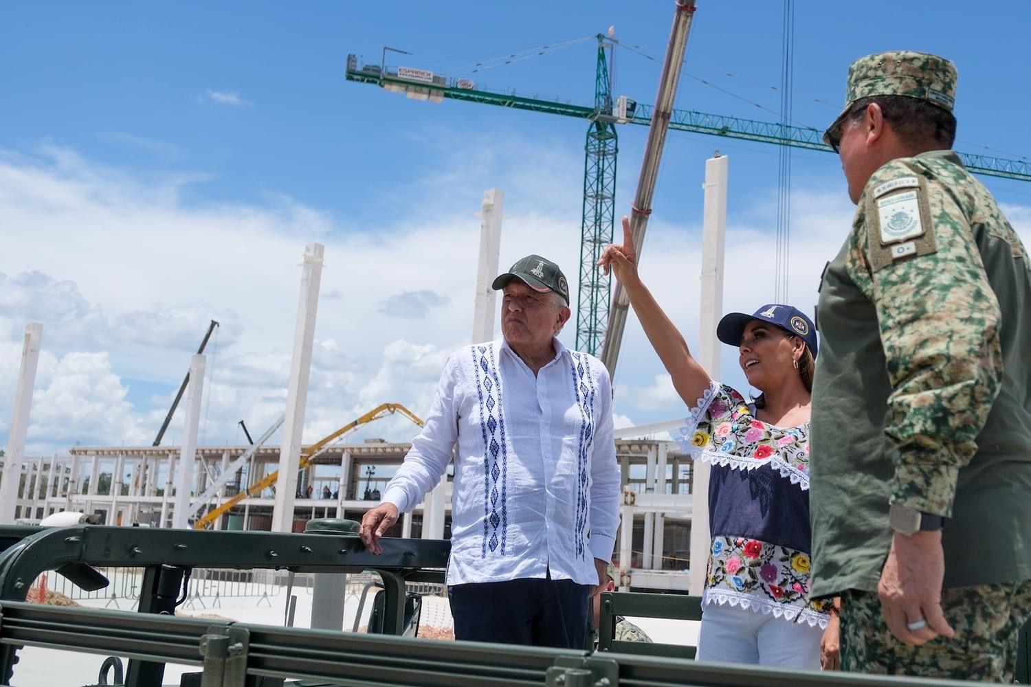 AMLO supervisa los avances del Tren Maya en Quintana Roo