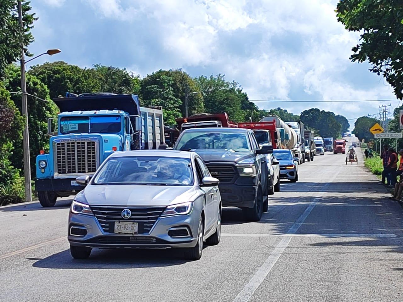 Nuevos bloqueos en la carretera de Chetumal