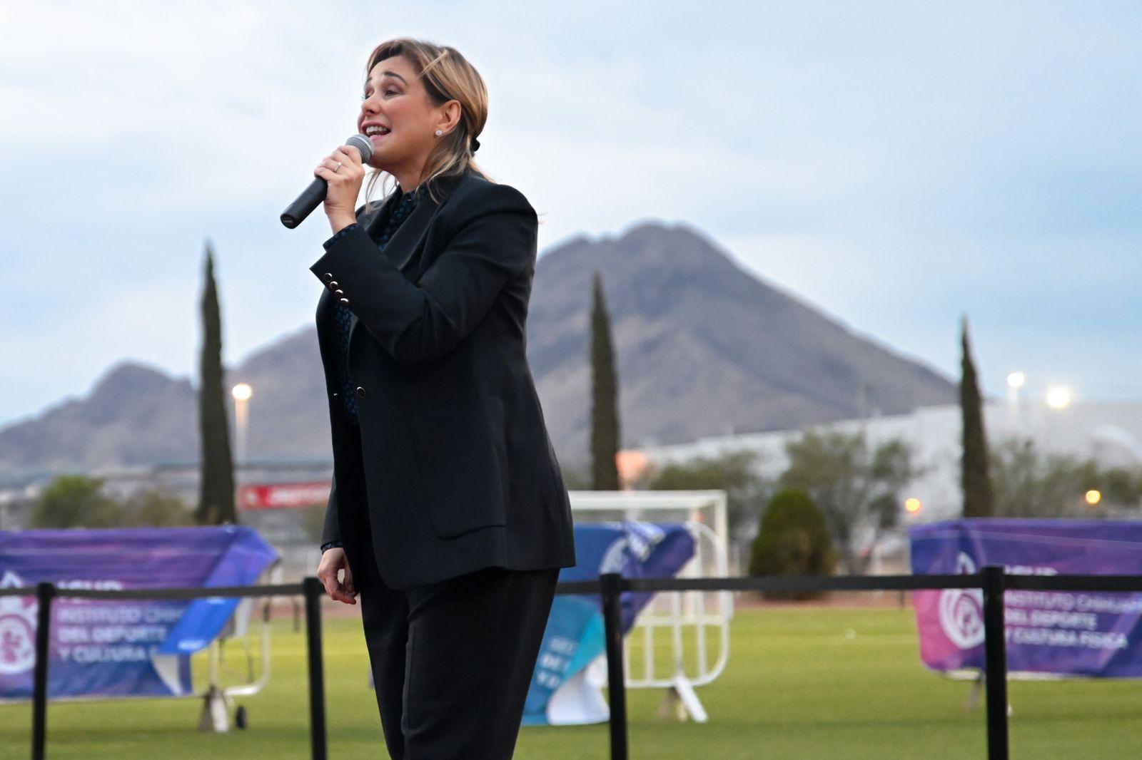 Inaugura Maru Campos obras de renovación en la Deportiva Sur en Chihuahua