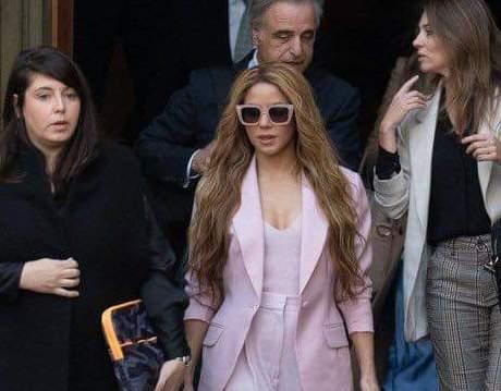 Shakira niega segunda acusación de fraude