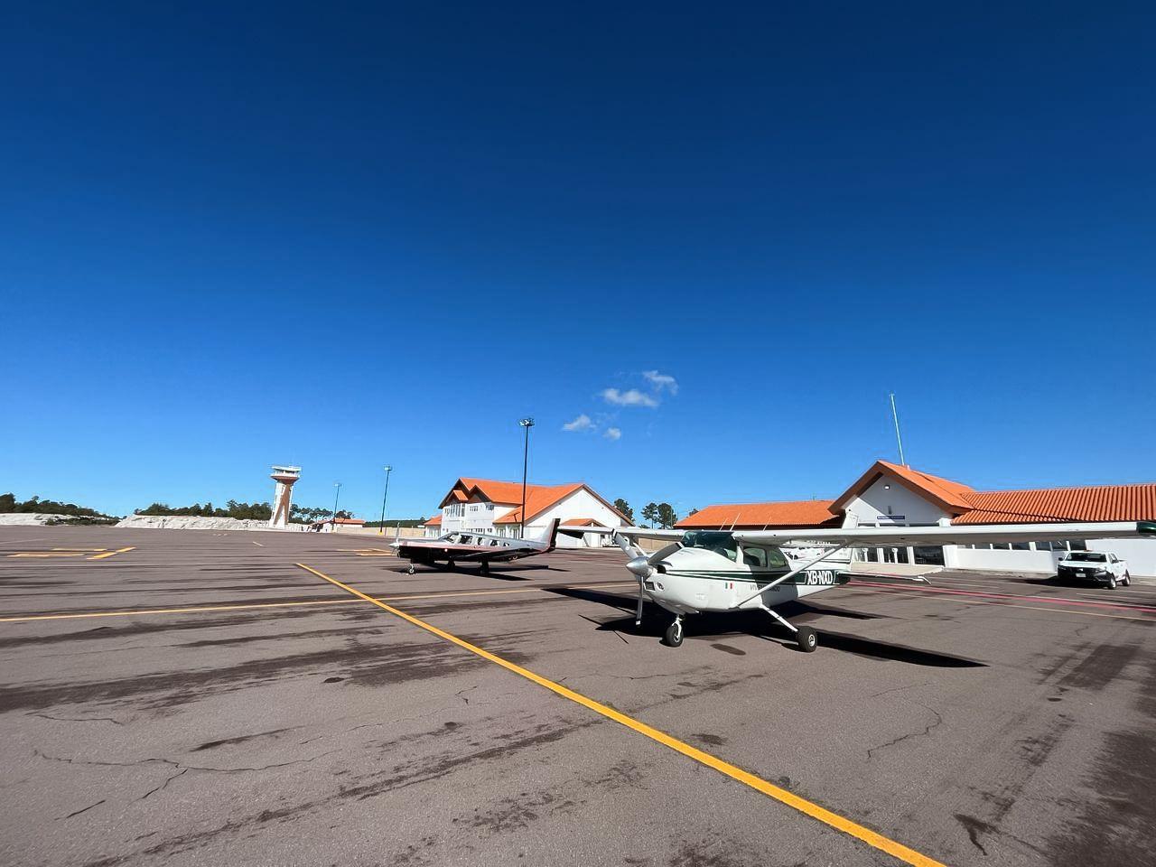 Inicia operaciones el Aeropuerto Barrancas del Cobre