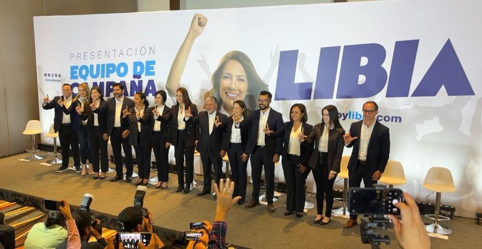 Libia García presenta a su equipo de campaña en Guanajuato
