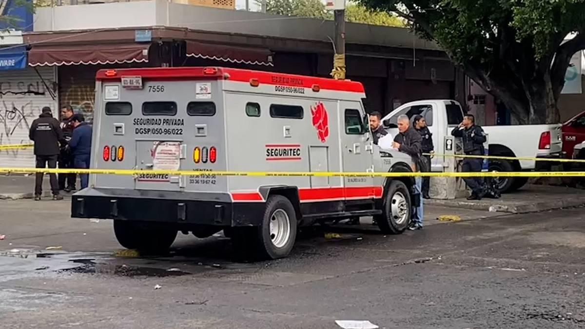 Fiscalía localiza el dinero del robo a camión de valores en Guadalajara