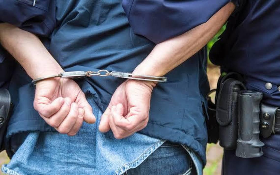Detienen a cuatro policías de Tlajomulco, estarían relacionados a la desaparición de un hombre