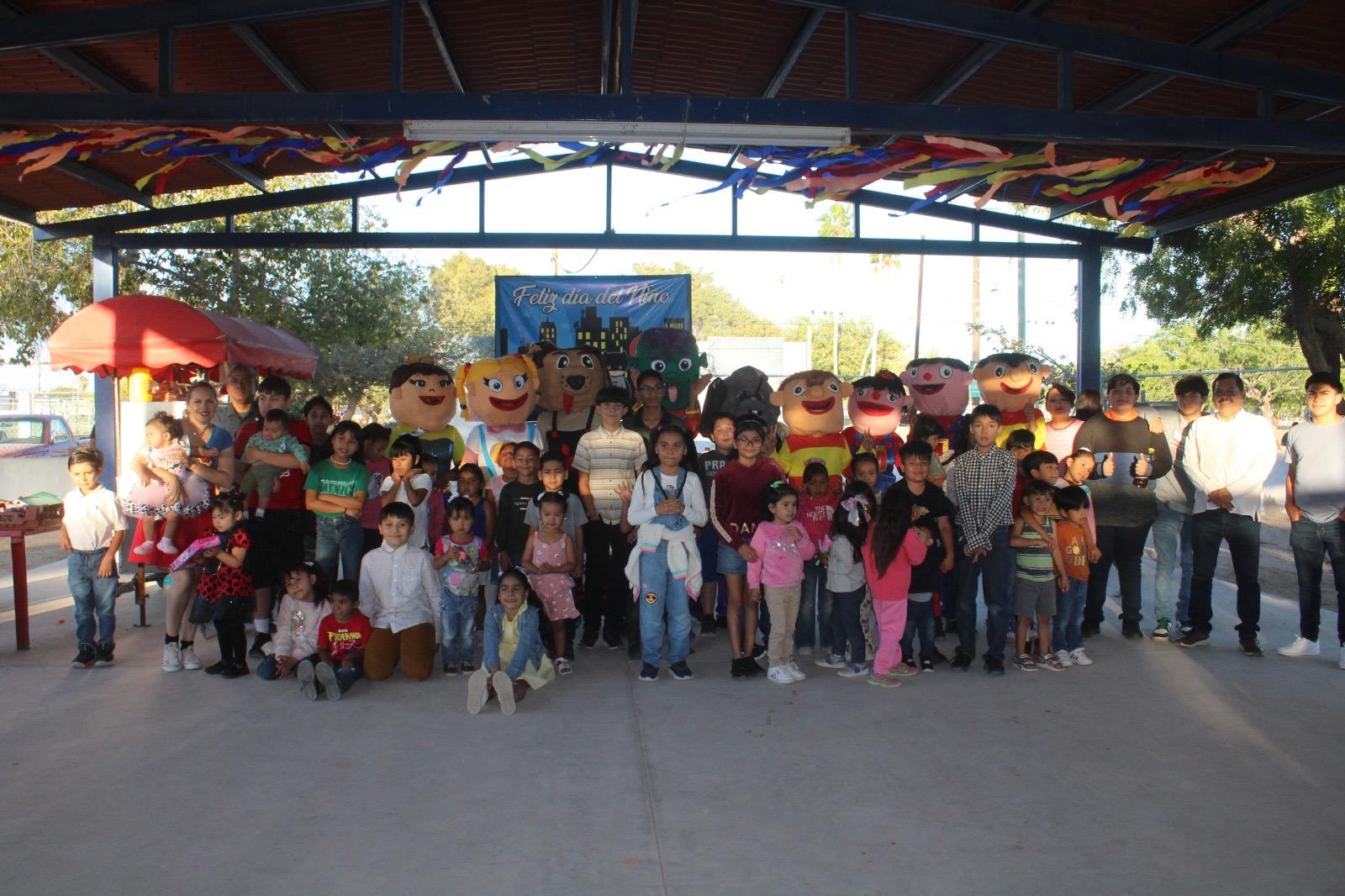 Celebran a los niños en Sonora