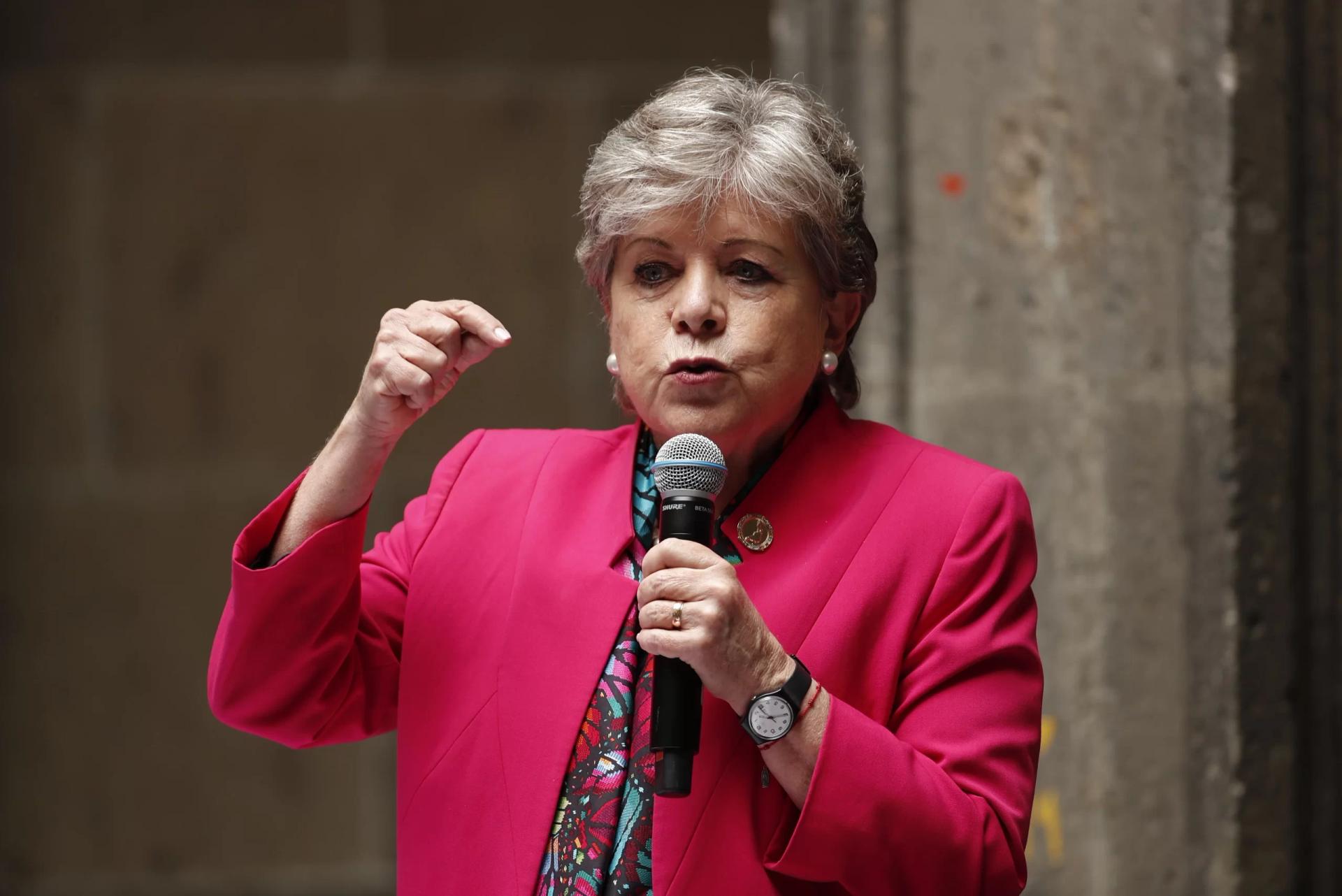 México quiere pedir a la ONU la expulsión de Ecuador