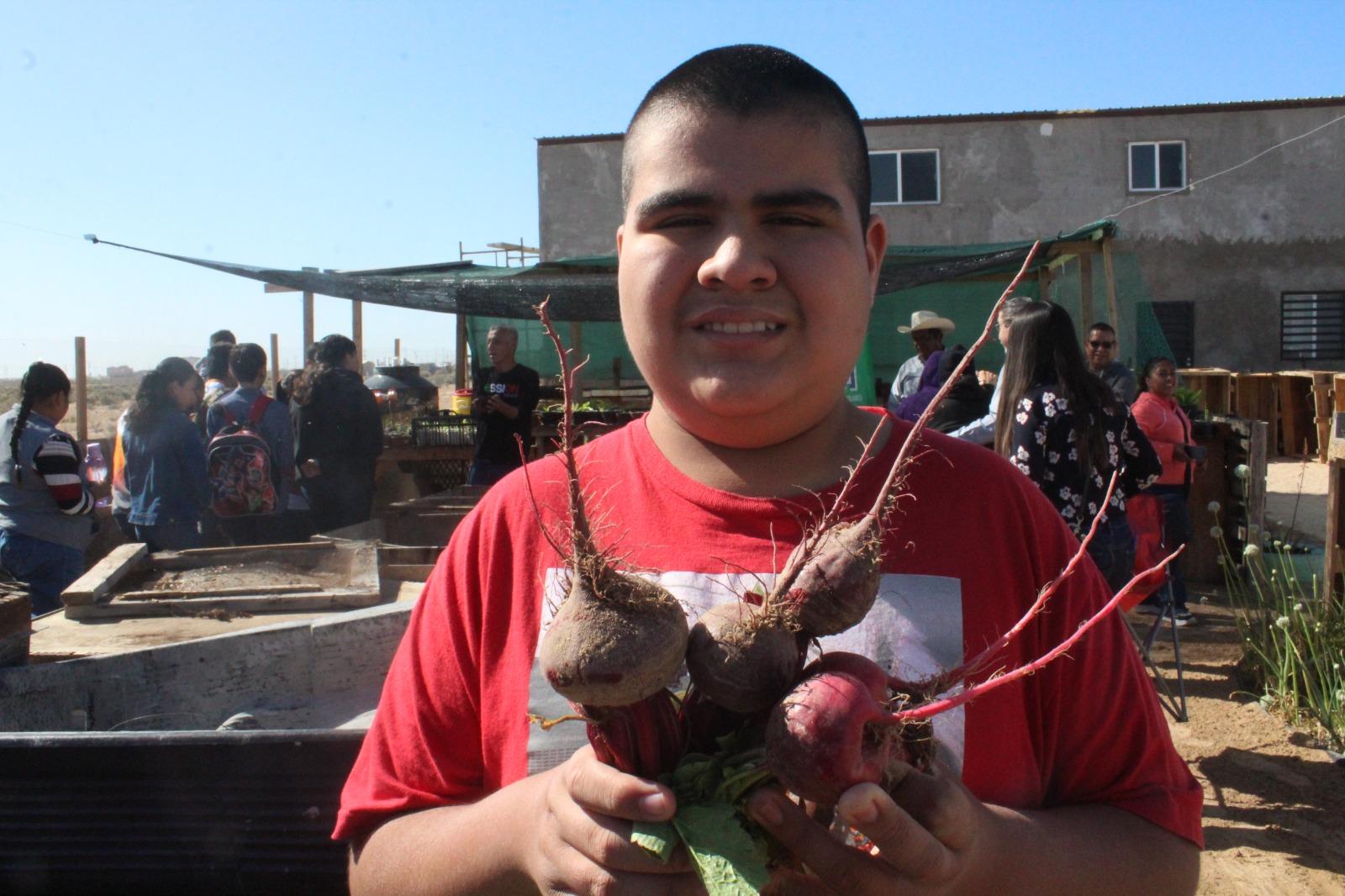 Visitan alumnos del CAM &#8220;La Montaña Educación Especial&#8221;en Puerto Peñasco