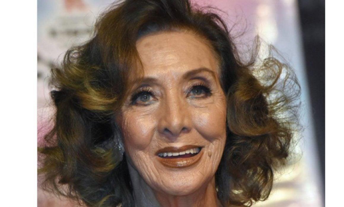 Muere la actriz Lorena Velázquez