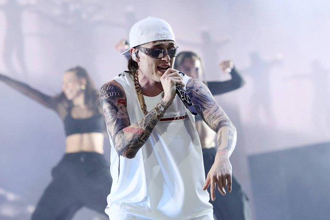 Peso Pluma sorprende en el festival de Coachella