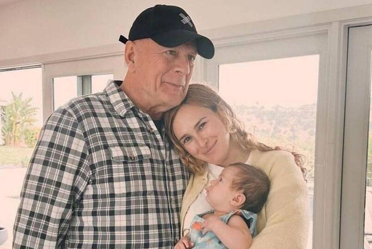Rummer Willis presume que su padre es un gran abuelo 