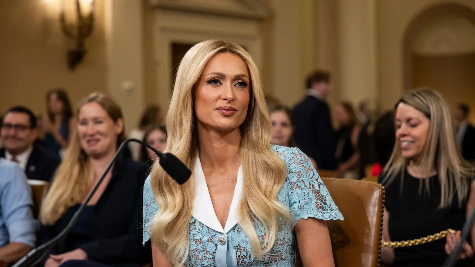 Paris Hilton testificó ante el congreso sobre los abusos que vivió en su adolescencia