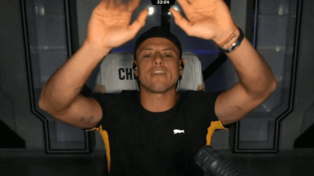 El Chicharito Hernández hace berrinche en redes sociales 