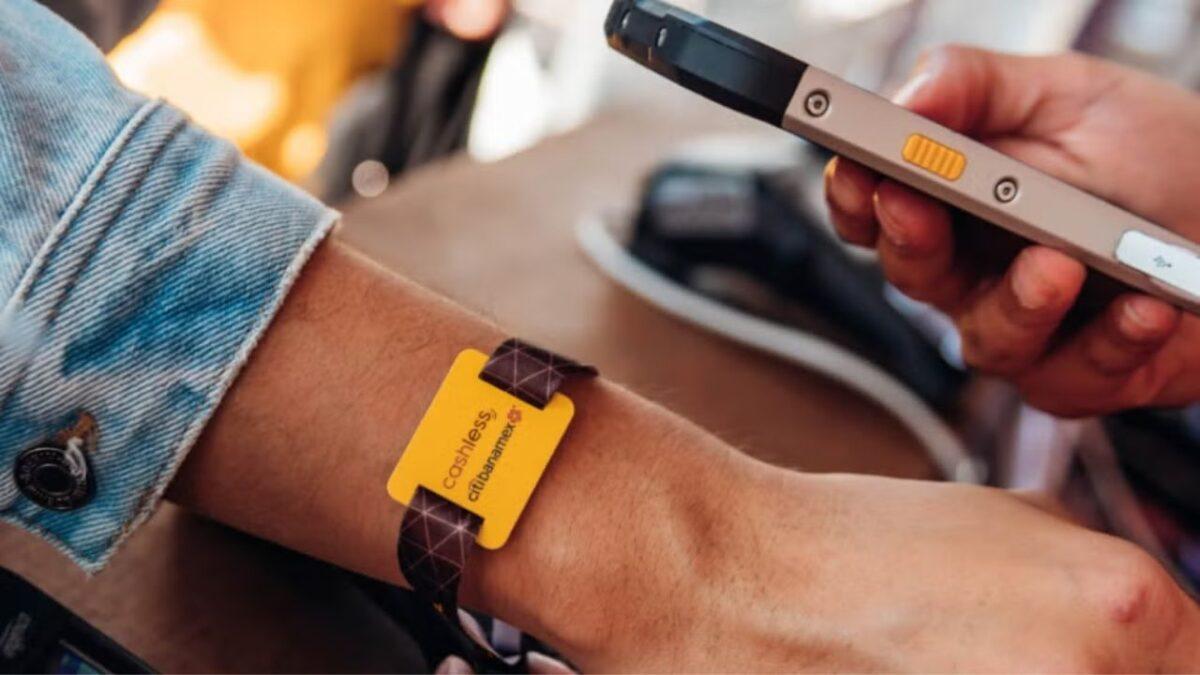 Profeco y Ocesa acuerdan no cobrar por las pulseras cashless en festivales