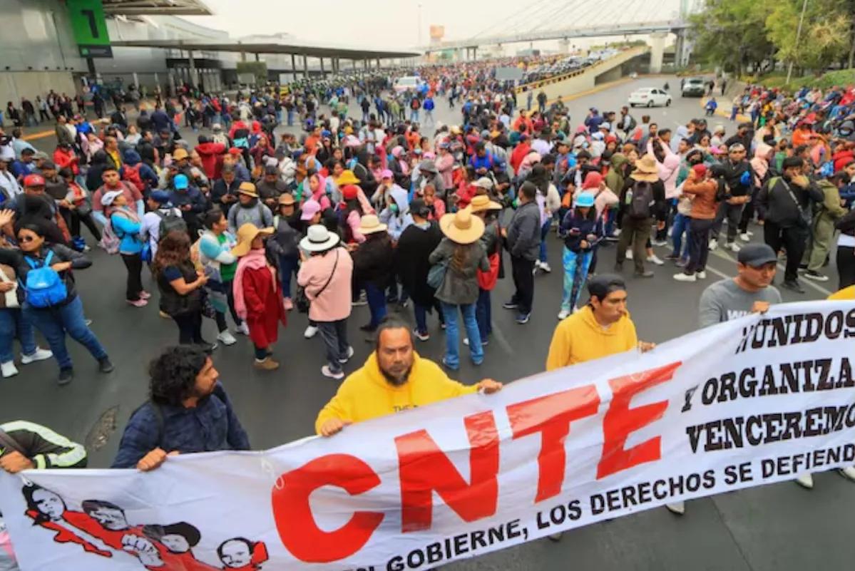 Marcha masiva de maestros en la CDMX 