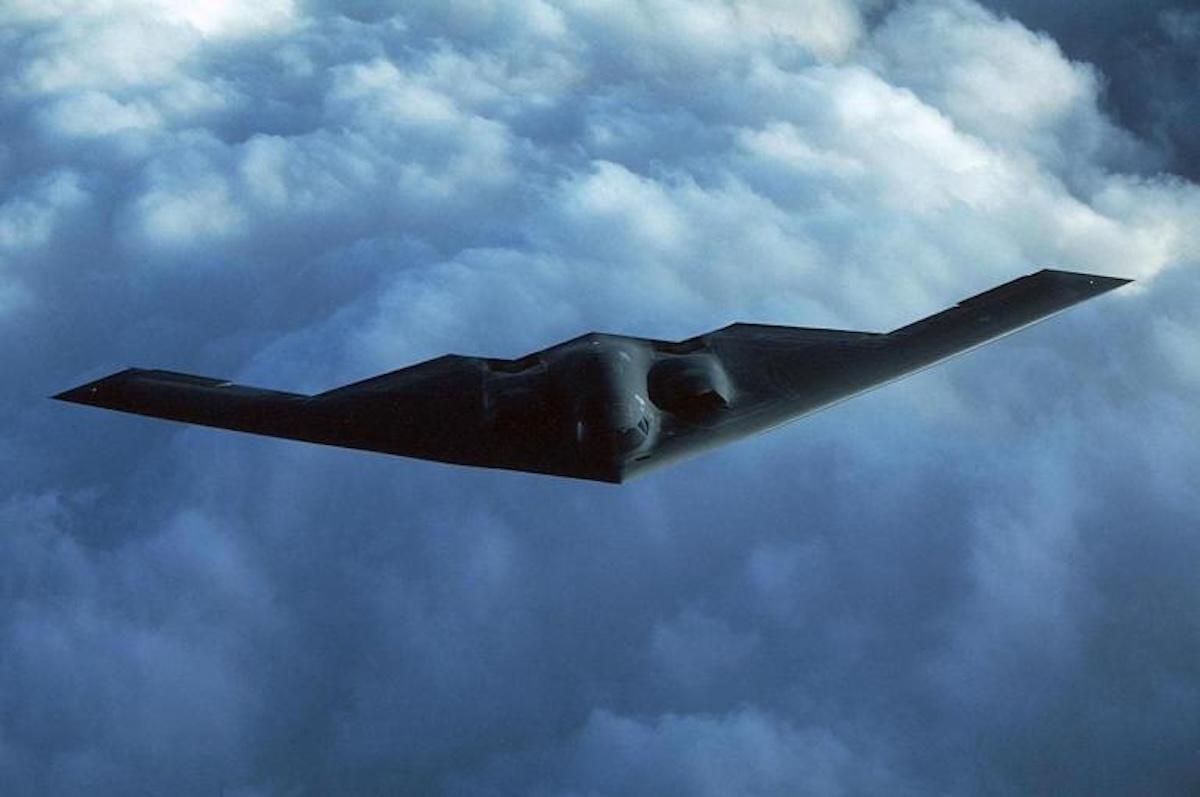 Estados Unidos confirma ataque a bases nucleares en Irán