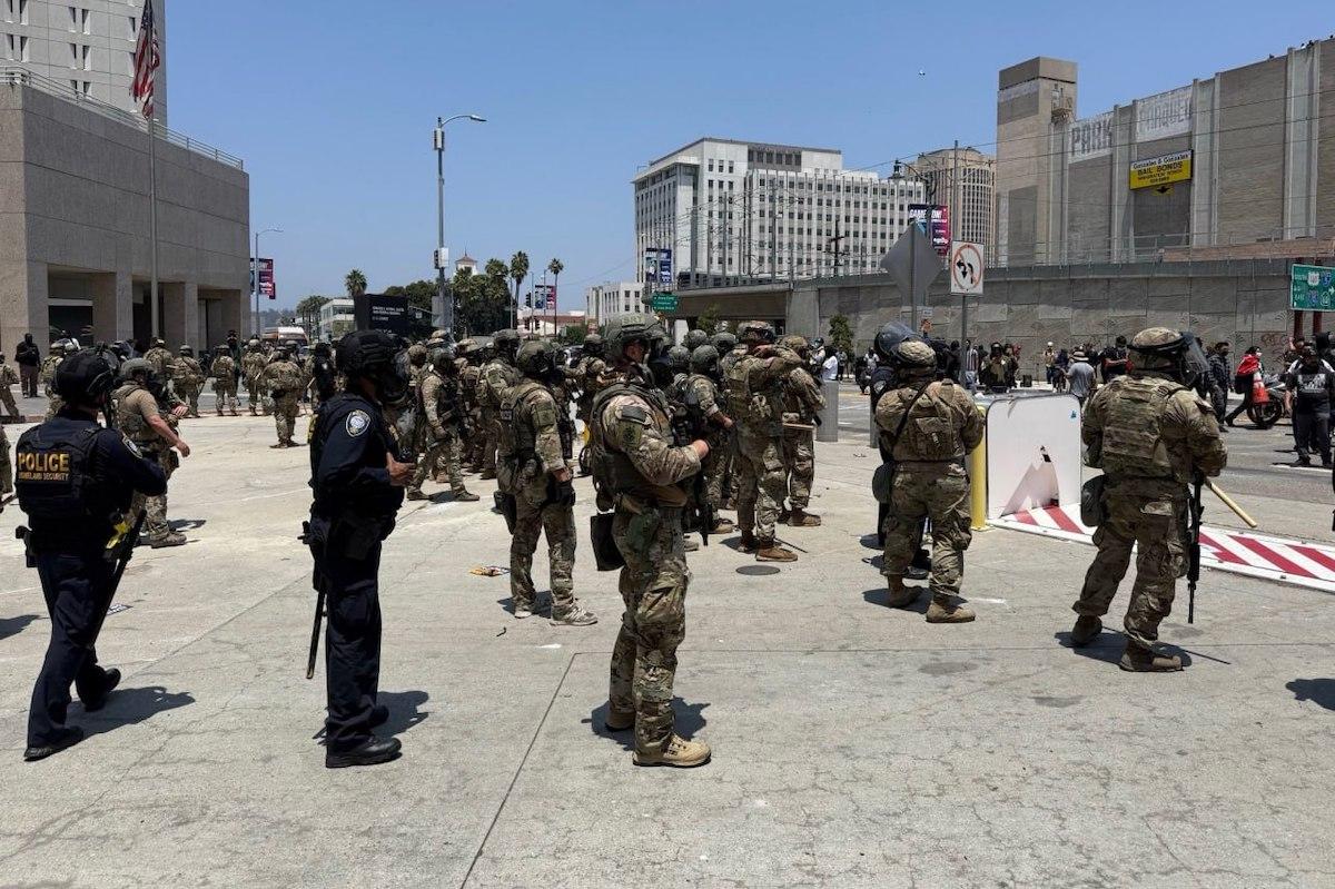 Trump desplega más Marines en Los Ángeles