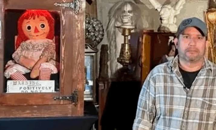 Muere el cuidador de la muñeca Annabelle 