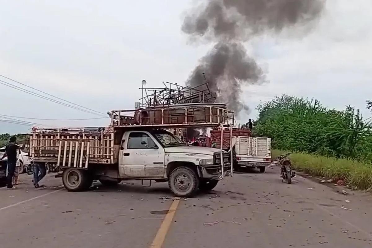 Obtiene la FGR vinculación a proceso contra 5 implicados en bloqueo carretero en Colima