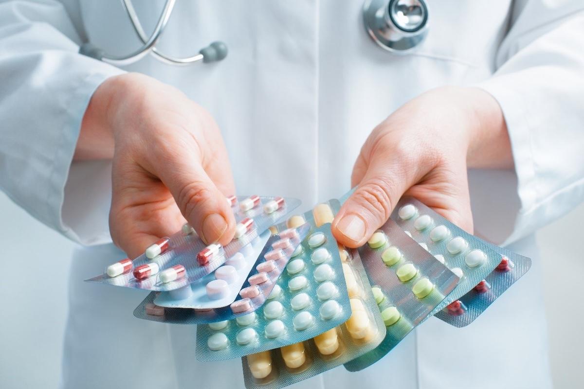 Exige legislador panista garantizar medicamentos en tiempo y forma
