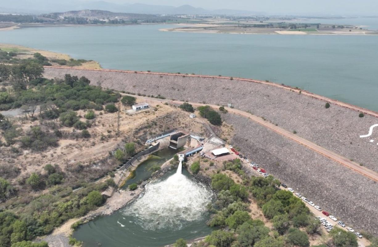 Gobernadora de Guanajuato, defiende acueducto Solís