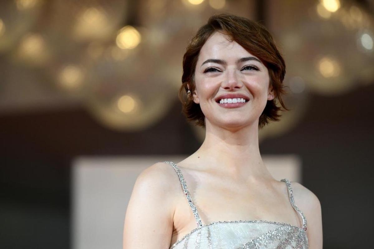 Emma Stone dice creer en los aliens 
