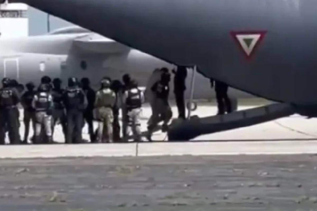 México realiza extradición masiva de criminales a EU