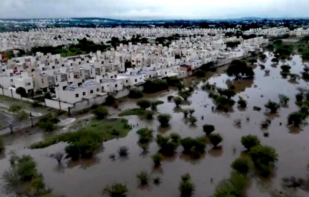 Querétaro bajo el agua: Fin de semana de lluvias, deja dos muertos
